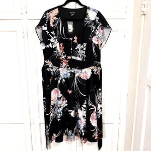 NWT City Chic Dress size 14 Flowers